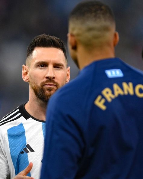 Mbappe and Messi World Cup
World cup final
Messi with World Cup France Fifa, Messi Mbappe, Messi World Cup, Messi Goals, France National Team, World Cup Games, World Cup Trophy, Messi Vs, World Cup Champions