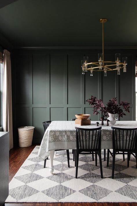 Dark Green Moody Dining Room Makeover and Ideas - Caitlin Marie Design Dark Sage Dining Room, Dark Green Dining Room Ideas, Dining Room Wall Molding Ideas, Dark Green Wall Paint, Green Dining Room Paint, Dark Green Dining Room, Dark Wainscoting, Green Dining Room Walls, Moody Dining Room