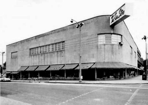 1950's Chicago Heights - The Rau Store International Style Architecture, Chicago Heights, Park Forest, Chicago History, Chicago River, Chicago Photos, My Kind Of Town, International Design, International Style