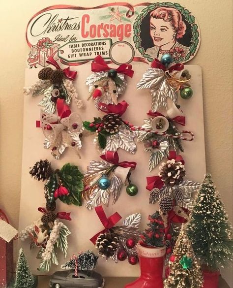 Jingle Bells Christmas Memories 1940s Christmas, Historical Christmas, 1960s Christmas, Bells Christmas, Vintage Christmas Images, Christmas Memories, Holiday Pins, Christmas Things, Silver Bells