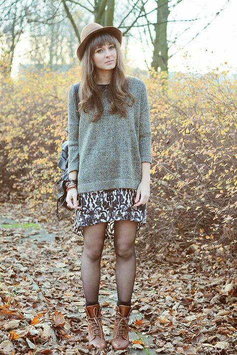 Sweater Over Dress, Mode Hippie, Mode Boho, Pullover Outfit, Mode Casual, Looks Street Style, Oversized Pullover, Rilakkuma, Indie Fashion