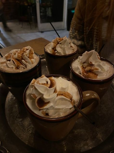 Hot Chocolate Autumn, Winter Shuffle, Hot Drinks Aesthetic, Fall Drinks Aesthetic, Autumn Hot Chocolate, Autumn Dates, Dr Scenarios, Hot Chocolate Aesthetic, Autumn Drink