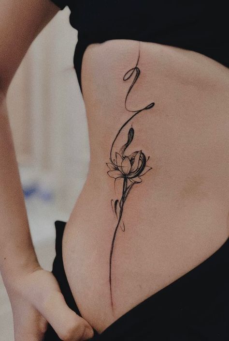 Spine Tattoo Ideas For Women, Minimalist Tattoos For Women, Feminine Back Tattoos, Believe Tattoos, Spine Tattoo Ideas, Rose Tattoos For Women, Women Back, Tattoo Signs, Spine Tattoos For Women