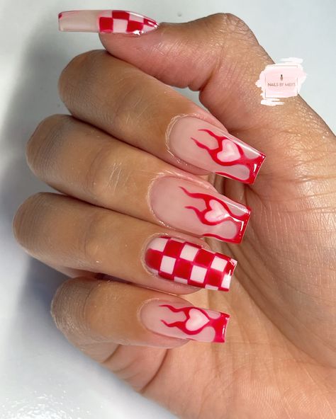 Heart Fire Nail Art, Fire Heart Nail Design, Oval Nails With Hearts, Valentines Nails Flames, Valentines Flame Nails, Flame Valentines Nails, Heart Flames Nails, Pink And Red Flame Nails, Flaming Heart Nails