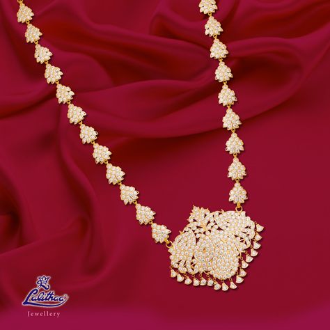 Relic fine getti stone collection which makes you glitter among others...Get more varieties by visiting your nearest lalithaajewellery showroom. White Stones Long Haram Gold, Stone Haram Designs Gold, Long Haram Gold, Diy Necklace Ideas, Make Your Own Necklace, Types Of Knitting Stitches, White Stone Jewelry, Pretty Gold Necklaces, Fashion Jewelry Necklaces Gold