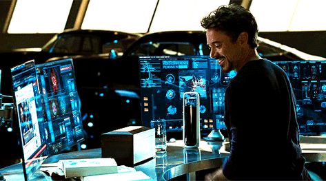 Tony Stark Gif, Anthony Stark, Tony Stank, New Iron Man, Iron Man 2008, Toni Stark, Iron Man Art, Iron Man Tony Stark, Movies And Series