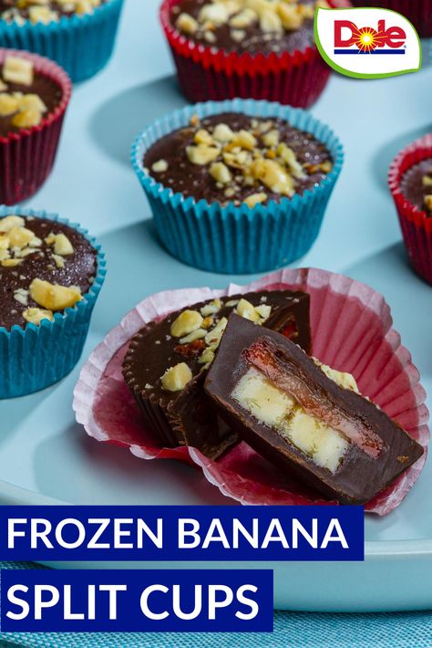 Don't let the weather keep your sweet tooth from these delicious treats. Inspired by Disney's #Frozen2, we're chilling out with these Frozen Banana Split Cups. They're loaded with strawberries and #bananas, but perfectly balanced with dark chocolate and roasted peanuts, giving you all the flavors of a banana split, but in a perfectly portioned, less messy bite. Frozen Peanut Butter Banana Split Cups, Banana Split Bites, Strawberries And Bananas, Easy Sweets, Ice Cream Treats, Ice Cream Desserts, Candy Desserts, Delicious Treats, Banana Recipes