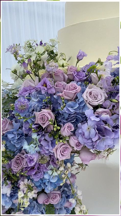 Wedding Flower Arrangements - Like what you saw? Please do not hesitate to visit for more - Click to Visit NOW! Blue And Purple Bridal Party, Purple And Blue Flower Arrangements, Cake Topper Ideas Wedding, Wedding Cake Topper Ideas, Purple Hydrangea Wedding, Installation Wedding, Periwinkle Wedding, Purple Flower Arrangements, Blue Purple Wedding