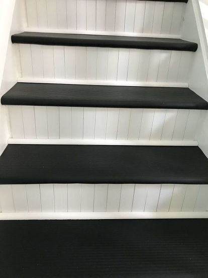 Update your staircase using your old blinds to create an amazing new look for your home! #diy #staircase #stairs Front Porch Steps, Stairs Renovation, Foyer Staircase, Diy Staircase, New Staircase, Staircase Makeover, Staircase Decor, Basement Stairs, Painted Stairs