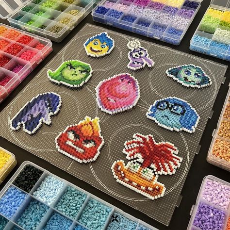 Inside Out Perler Beads, Inside Out 2 Perler Beads, Perler Beads Light Switch Frame, 2.6mm Perler Bead Patterns, Perler Beads Ideas Disney, Perleplader Ideas Disney, Pyssla Ideas Aesthetic, Big Perler Bead Patterns, Melty Bead Designs