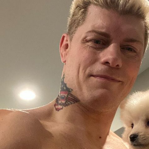 Cody Rhodes Selfie, Bed Selfie, American Nightmare, Gold Photo Frames, Gym Buddy, Iphone Wallpaper Stills, Cody Rhodes, Wrestling Superstars, Membership Card