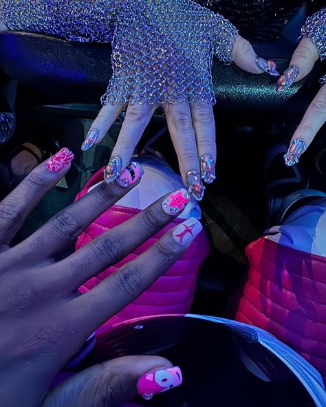 chappell roan & lil nas x showing off their nails for the 2024 VMAs. (via lilnasx on ig)  septmeber 11th, 2024 Chappell Roan, Walk Of Fame, Nails Inspiration, In This Moment, Tumblr, Nails, Pink