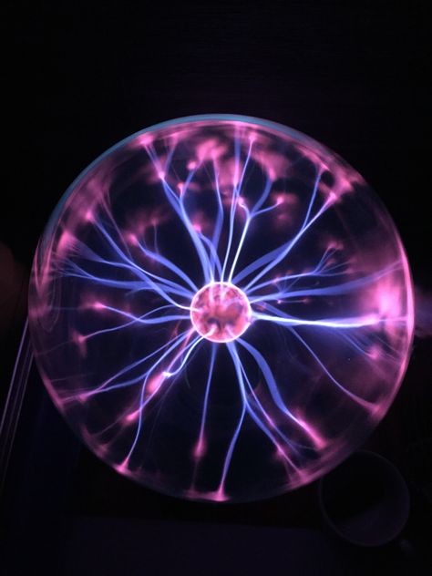 Plasma Ball Aesthetic, Plasma Aesthetic, Plasma Ball, Christmas Gift Decor, Science Electricity, Magic Crystal, Ball Aesthetic, Ball Drawing, Persian Miniature