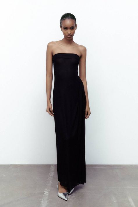 I've Spotted Every 2022 It Trend at Zara—Take Note of These | Who What Wear Long Tube Dress, Vestido Strapless, Black Strapless Dress, Striped Swimsuit, Bandeau Dress, Strapless Maxi Dress, Long Black Dress, Tube Dress, Casual Fall Outfits