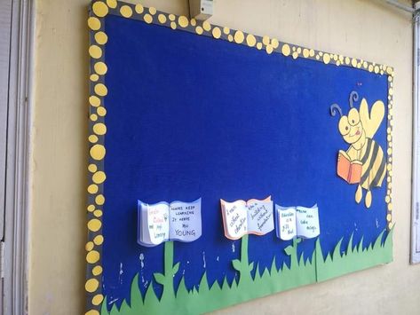 Border For Notice Board, Notice Board Border Ideas, Display Board Border Ideas, Board Border Ideas, Classroom Door Displays, Soft Board, School Board Decoration, Class Activity, Preschool Classroom Decor