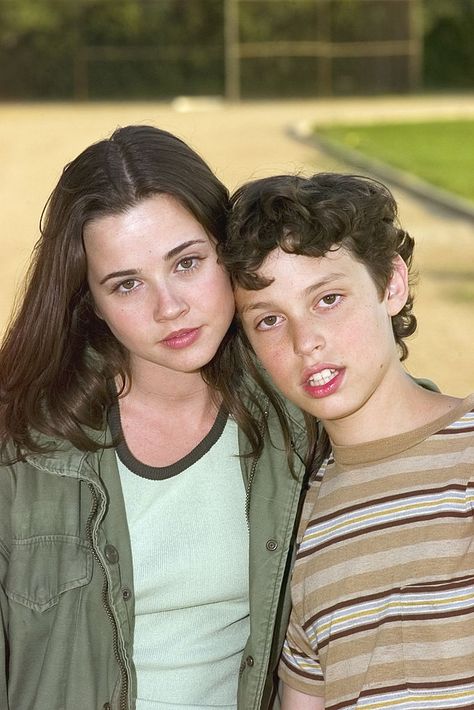 Lindsay Weir, John Francis Daley, Linda Cardellini, Freaks And Geeks, Film Posters Vintage, Film Posters, Room Posters, Best Shows Ever, Gilmore Girls