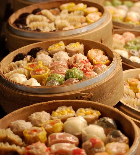 Various Chinese Dim Sum (Yum Cha) Food. Chinese Dim Sum, Dim Sum Dumplings, Yum Cha, Dim Sum Recipes, Asian Cooking, Dim Sum, Chinese Food, Food Food, Aesthetic Food