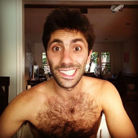 😁 Nev Schulman, Catfish The Tv Show, Harris Dickinson, Christopher Guest, Christopher Abbott, Clint Walker, Chest Hair, Billy Zane, Gina Gershon