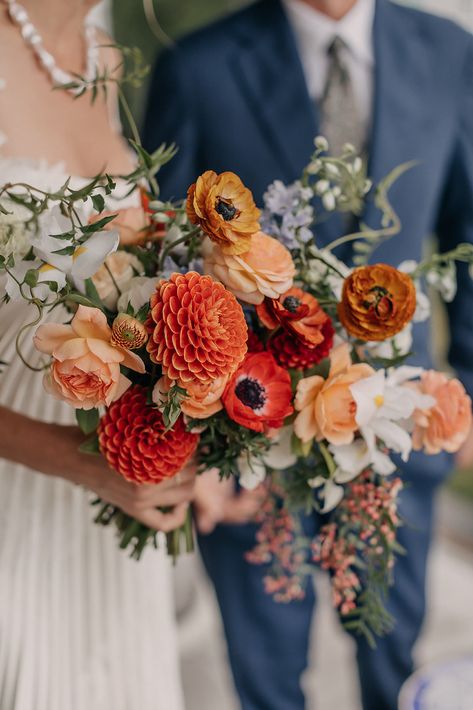 Bright Autumn Bouquet, Bright Autumn Wedding Flowers, Terracota Boutonniere, Fall Wedding Flowers October Blue, Emerald Green Burnt Orange And Gold Wedding, Fall Jewel Tone Wedding Flowers, Orange And Red Wedding Flowers, Fall Dahlia Bouquet, Mums Wedding Flowers