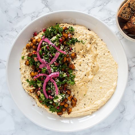 Vegan Chickpea Shawarma Dip with Homemade Za'atar Pita Chips. Homemade hummus topped with shawarma spice roasted chickpeas, pomegranate tabouleh. Chickpea Shawarma, Shawarma Spice, Chips Homemade, Quick Pickled Vegetables, Zaatar Spice, Pickled Turnips, Shawarma Spices, Mediterranean Bowls, Mediterranean Spices