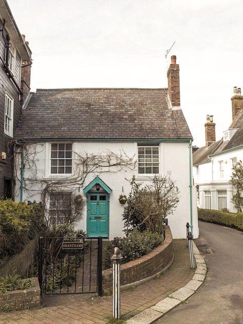 British Houses Aesthetic, Small British House, Wish We Were Together, British Cottage, How I Wish, Cottage Exterior, Cute Cottage, English House, English Country House