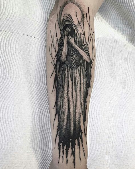 Banshee Tattoo, Fable 2, The Fable, Tattoo Themes, Hand And Finger Tattoos, Ghost Tattoo, Bat Tattoo, Fantasy Tattoos, Memorial Tattoo