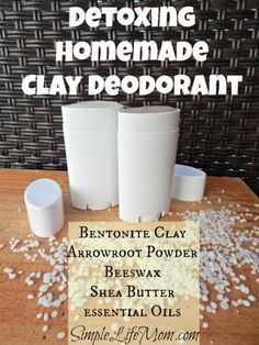 Detoxing-Homemade-Clay-Deodorant-525x700 Baking Soda Free Deodorant Recipe, Clay Bees, Deodorant Diy, Baking Soda Deodorant, Coconut Oil And Essential Oils, Deodorant Recipe, Nice Skin, Deodorant Recipes, Diy Deodorant