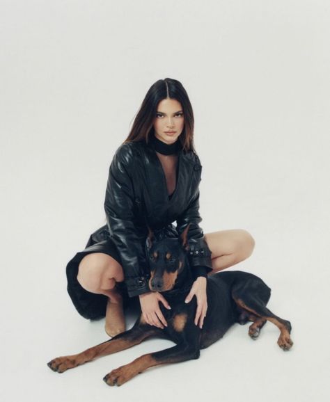 Cleaning Tiktok, Kendall Jenner Photoshoot, Kendall Jenner Aesthetic, Jenner Family, Dog Photoshoot, Dinner Chicken, Recipe Dinner, Kendall Jenner Outfits, Kendall Jenner Style