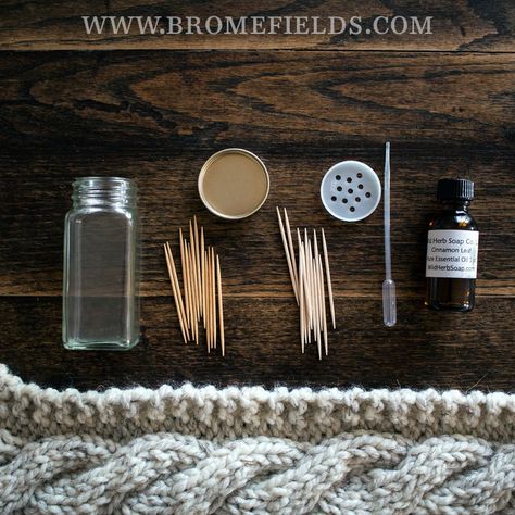 Cinnamon Toothpicks - Brome Fields Cinnamon Toothpicks, Diy Spa Gifts, Diy Cinnamon, Cinnamon Candle, Cinnamon Oil, Herb Seasoning, Diy Spa, Clean Living, Organic Herbs