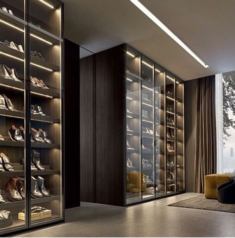 Ultimate shoe closet. Best Wardrobe Designs, Walking Closet, Shoe Room, Walk In Closet Design, Luxury Closets Design, Modern Closet, Men Closet, Vintage Industrial Furniture, غرفة ملابس