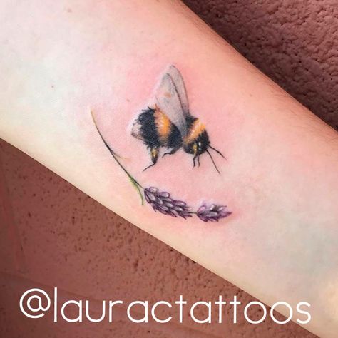 Bee Tattoo Meaning, Bee And Flower Tattoo, Bee Tattoos, Honey Bee Tattoo, Bee Cartoon, Bumble Bee Tattoo, Lavender Tattoo, Aesthetic Tattoos, Insect Tattoo