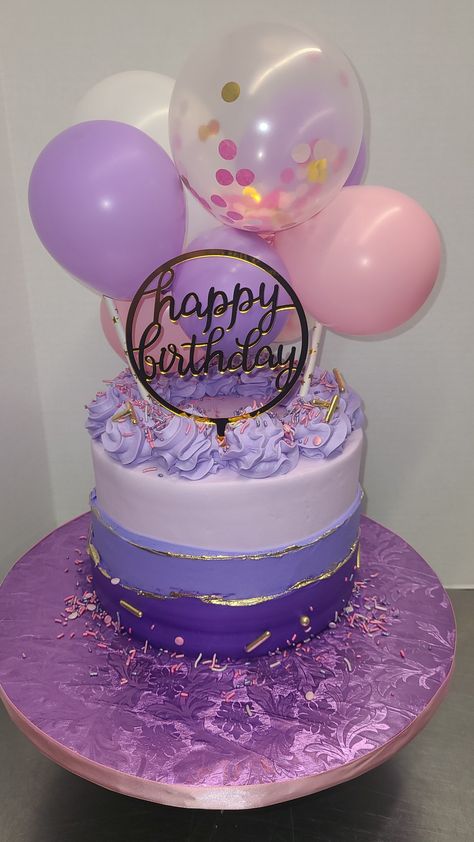 Birthday Cakes Design, One Layer Cake, One Layer Cakes, Chocolate Roll Cake, Cakes Design, Chocolate Roll, Simple Cake Designs, Simple Cake, Beautiful Birthday Cakes