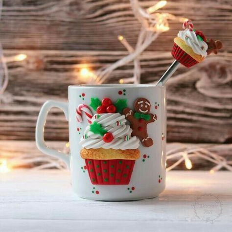 Biscuit Decoration, Crea Fimo, Clay Jar, Polymer Clay Gifts, Christmas Cups, Polymer Clay Ornaments, Christmas Clay, Polymer Clay Christmas, Christmas Cup