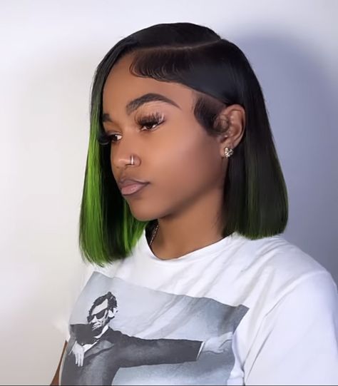 Bob With Color Underneath Black Women, Two Toned Quick Weave, Bob Wig Ideas Black Women, Birthday Bob Hairstyle, Side Bobs Black Women, Short Wig Hairstyles Ideas, Peekaboo Hair Color Black Women Bob, Bob Wig Color Ideas Black Women, Peek A Boo Bob Black Women