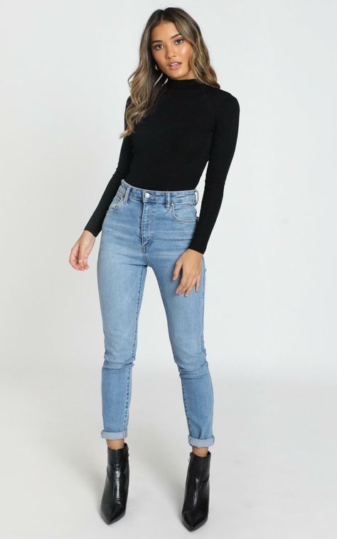 d10ec7c16cbe9de8fbb1c42787c3ec26desc54280051ri Therapist Fits, Light Jeans Outfit, Basic Hygiene, Black Top Outfit, Korean Ootd, Outfits Formal, Ideal Closet, Jeans Outfit Casual, Basic Outfits