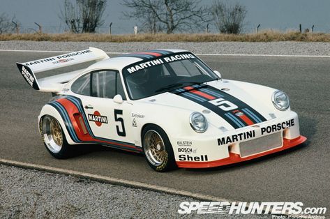 Retrospective>> Turbo Terrors: The Porsche 935 Pt.1 - Speedhunters Martini Porsche, Martini Racing Porsche, Porsche Martini, Carros Porsche, Porsche Racing, Race Car Driving, Classic Race Cars, Porsche Sports Car, Porsche 935