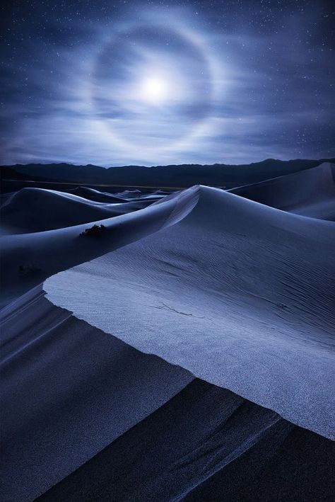 15 Landscape Photographers You Should Follow Right Now Cr7 Jr, Wow Photo, Camping Experience, Sand Dunes, Landscape Photographers, Beautiful Photography, Amazing Nature, Beautiful World, Beautiful Landscapes