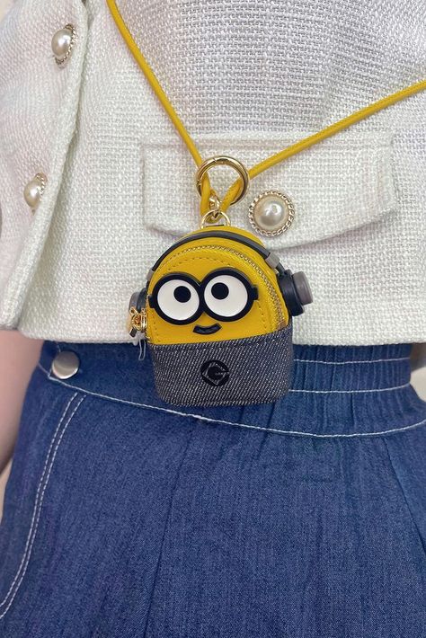 Wearing the minion nano bag to spice up your vacation fits Vacation Fits, Dream Gift, Spice Up, Minion, Spice Things Up, Gifts, How To Wear, Minions