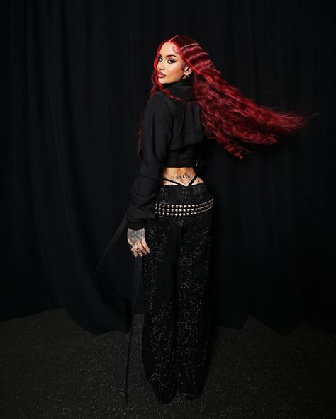 Kehlani | 🍎🫀♥️🎸 #CRASHTOUR | Instagram Kehlani Instagram, Dressy Casual Outfits, Hot Hair Styles, Kehlani, Dressy Outfits, Mother And Father, Female Artists, Ketogenic Diet, Eye Candy