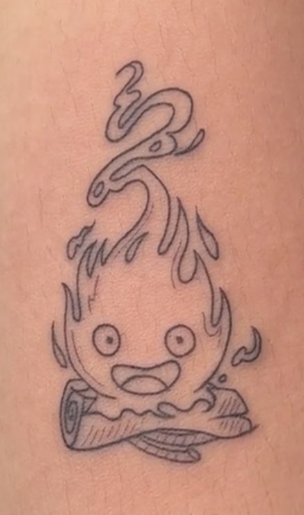 Calsifer Howl Tattoo, Calciferol Tattoo, Studio Ghibli Calcifer Tattoo, Calcifer Tattoo Black And White, Howls Moving Castle Tattoo Minimalist, Studio Ghibli Tattoo Sleeve, Minimalistic Anime Tattoo, Ghibli Tattoo Minimalist, Calcifer Drawing