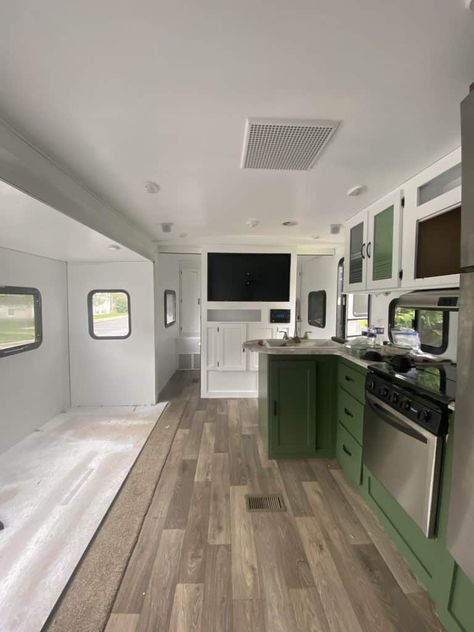 Diy Camper Kitchen, Redoing Camper, Paint Rv Walls, Paint Oak Cabinets, Camper Painting, Converted Camper, Paint Rv, Rv Cabinets, Travel Trailer Living