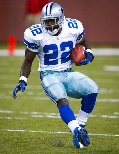 Emmitt Smith #22 American Football Quotes, Cowboys Wallpaper, Cowboys Players, Dallas Cowboys Wallpaper, Dallas Cowboys Players, Emmitt Smith, Dallas Cowboys Baby, How Bout Them Cowboys, Dallas Cowboys Fans