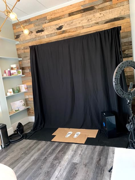 Diy Spray Tan Booth, Spray Tan Studio Ideas, Spray Tanning Room Ideas, Tan Room Decor, Small Spray Tan Room Ideas, Spray Tan Room Ideas, Spray Tanning Room, Spray Tan Room Decor, Spray Tan Studio