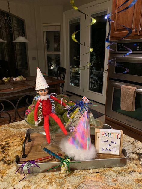 Last day of school Elf Last Day Of School, Elf On The Shelf Ideas Last Day, Elf On The Shelf Last Day Of School, Elf On The Shelf Party, Family Christmas Presents, Elf Fun, Last Day Of School, Shelf Ideas, On The Shelf