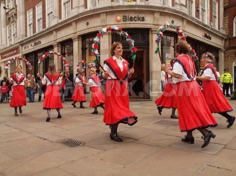 English Folk Dance Culture Of England, English Culture, Cultural Dance, World Dance, Culture Clothing, Traditional Dance, Traditional Music, Folk Dance, Dance Photos