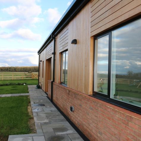 rationel windows for new builds Aluclad Windows, Beautiful Countryside, House Window, Passive House, Energy Efficient Homes, Window Door, Windows Doors, Door Installation, Energy Efficient