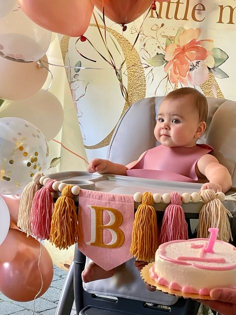 Fairy First Birthday Cake Smash, First Birthday Table Setup, Highchair Decor 1st Birthday, Diy First Birthday Decorations, First Birthday High Chair Decoration, Birthday Highchair Decorations, Boho Sun Birthday, Highchair Birthday Banner, High Chair Birthday Banner