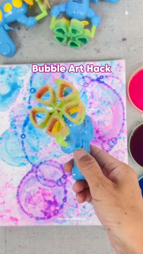 DIY Summer Crafts for Infants: Keep Your Baby Busy with These Simple Ideas Colorful Crafts For Preschool, Collaborative Preschool Art Projects, Summer Art Projects For Kids Toddlers, Diy Bubble Painting, Bubble Projects For Kids, Bubble Art For Toddlers, Outdoor Art Activities For Kids, Canvas Art For Preschoolers, Paint With Yarn