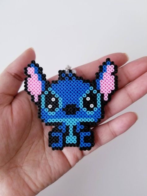 Hama Disney, Stitch Beads, Hamma Beads Ideas, Easy Perler Bead Patterns, Melty Bead Patterns, Fuse Bead Patterns, Hama Beads Design, Diy Perler Bead Crafts, Motifs Perler