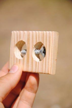 Robot Wood, Block Of Wood, Wood Block Crafts, Wood Projects For Beginners, Wood Projects That Sell, Small Woodworking Projects, Cool Wood Projects, Scrap Wood Projects, Diy Holz